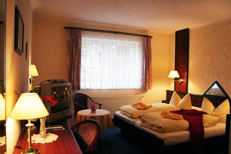 Familienhotel Zur Linde Panschwitz-Kuckau Стая снимка