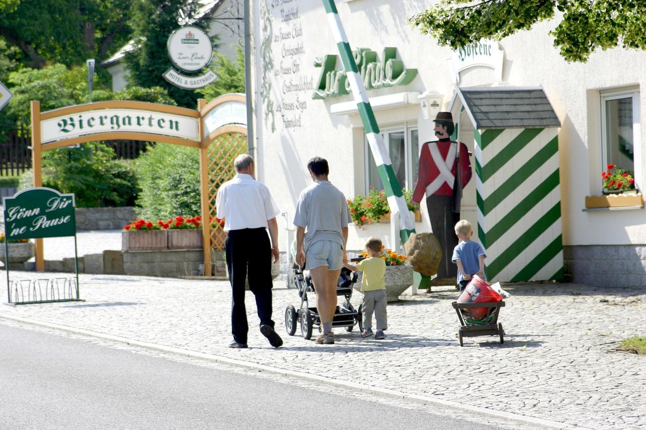 Familienhotel Zur Linde Panschwitz-Kuckau Екстериор снимка